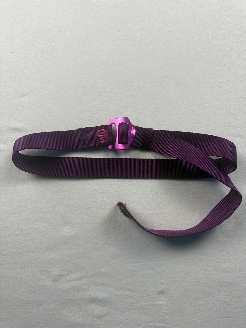 Mountain Hardware Adjustable Purple Webbing Belt with Pink Metal Buckle